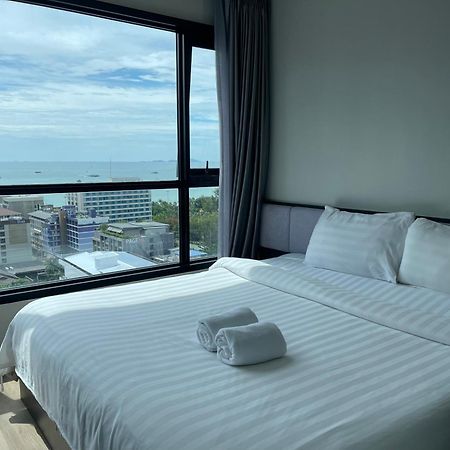 The Base Central Pattaya Εξωτερικό φωτογραφία