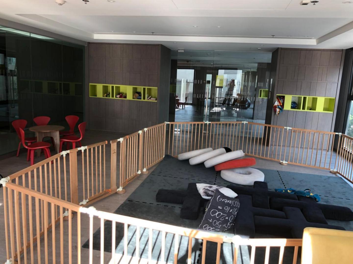The Base Central Pattaya Εξωτερικό φωτογραφία