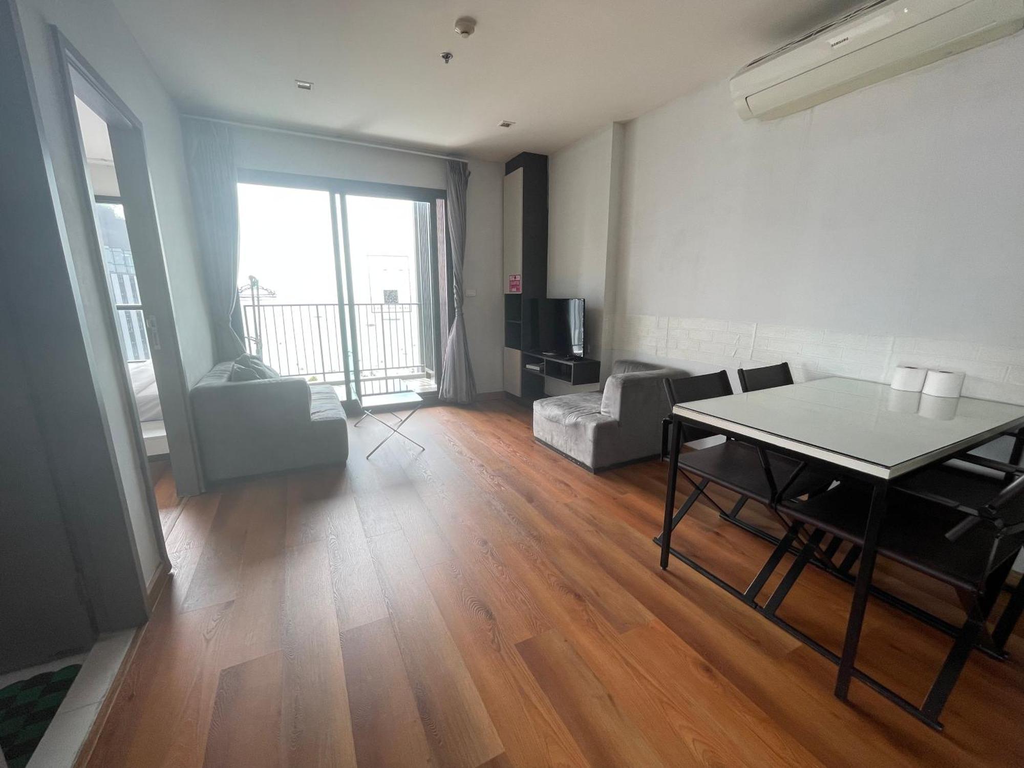 The Base Central Pattaya Εξωτερικό φωτογραφία